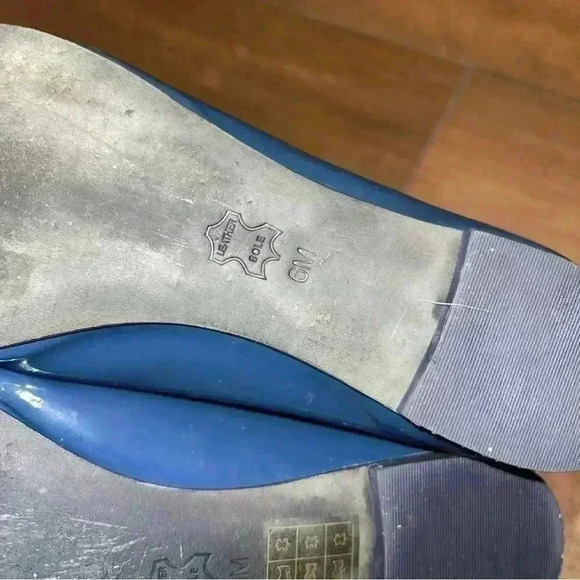 Tory Burch Trudy Ribbon Bow Patent Leather Flats - Picture 3 of 7